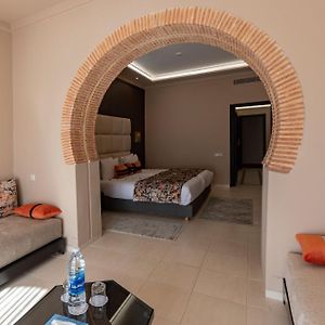 Habitación Grand Deluxe con Cama Queen